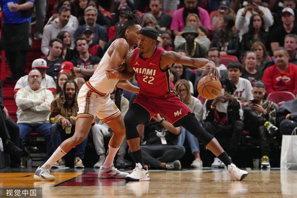 足球爱好者 足球爱好者