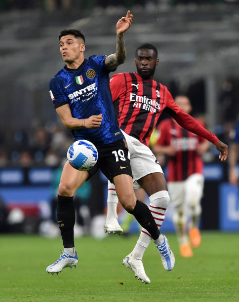 讨论中指出 讨论中指出