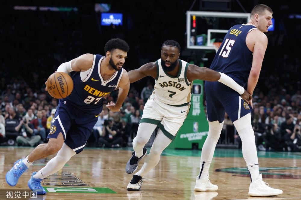 血脉偾张的 血脉偾张的